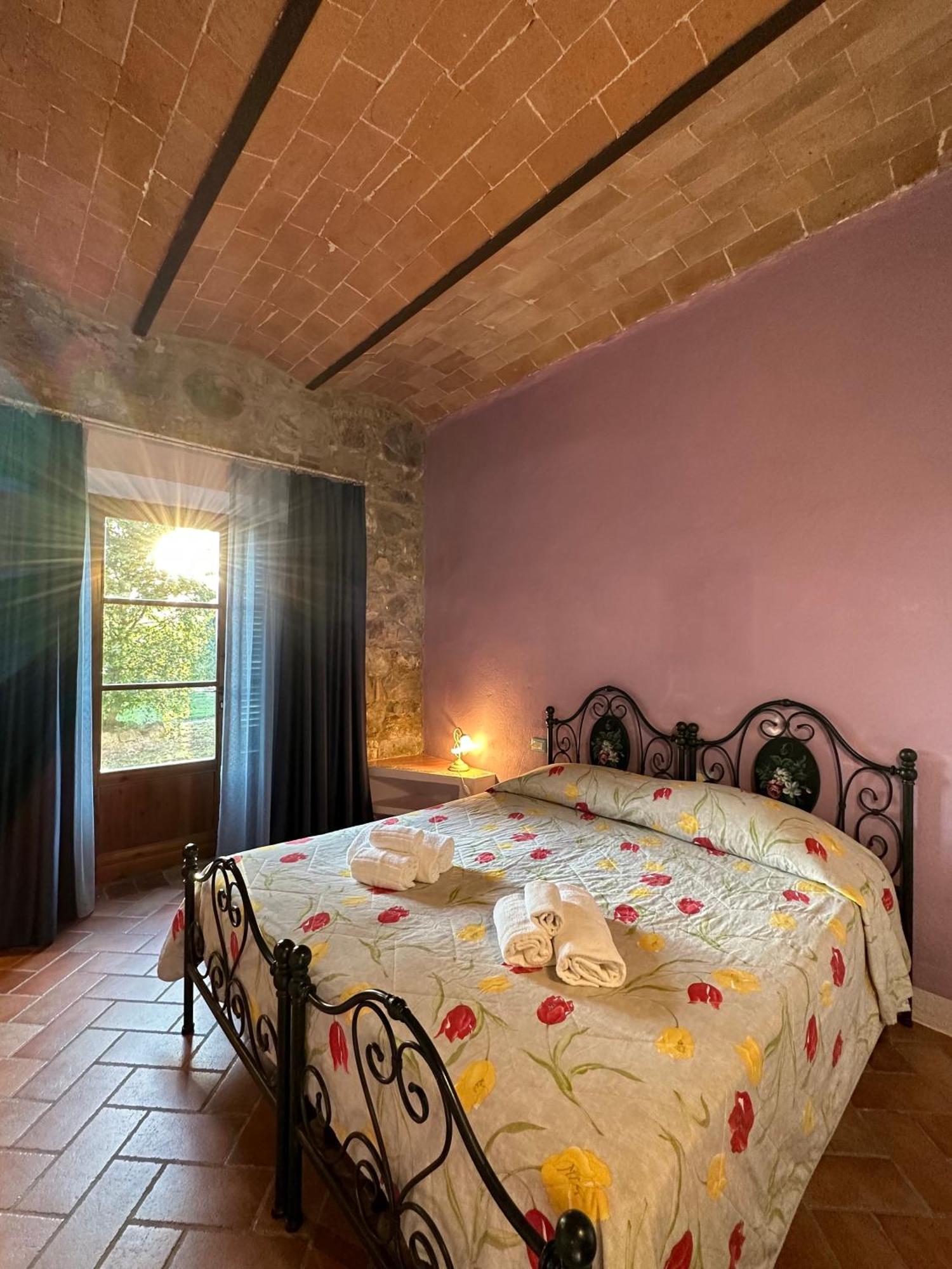 Borgo Tignano Apartment กาโซเล เดลซา ภายนอก รูปภาพ